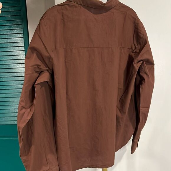 Pretty Little Thing NWT Elegant Brown Women's Button up Top - M - Picture 6 of 8